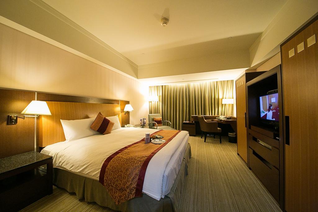 Evergreen Plaza Hotel - Tainan Habitación foto Deluxe Room
